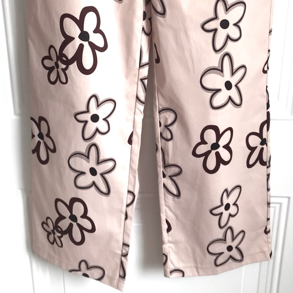 🔴 4/$15 SHEIN Qutie Beige & Brown Floral Print Straight Leg Pants size 6 in EUC - Picture 7 of 16